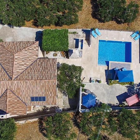 Pet Friendly Home In Postira With Wifi Екстер'єр фото