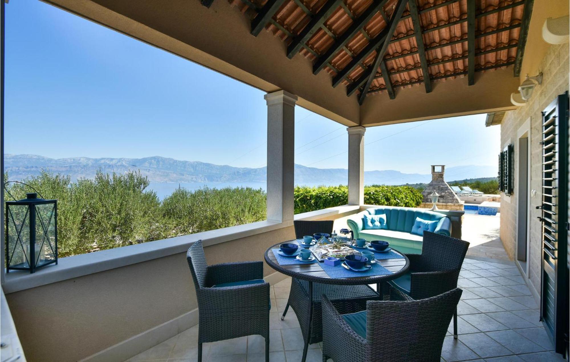 Pet Friendly Home In Postira With Wifi Екстер'єр фото