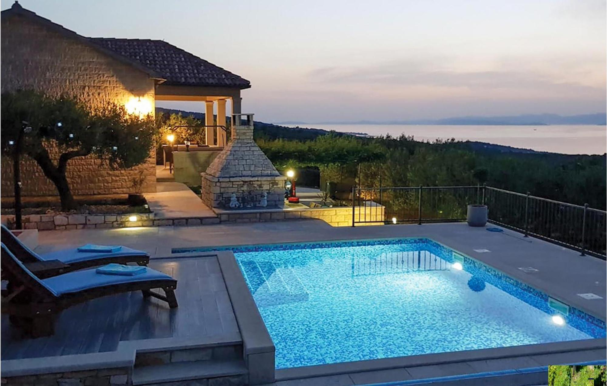 Pet Friendly Home In Postira With Wifi Екстер'єр фото