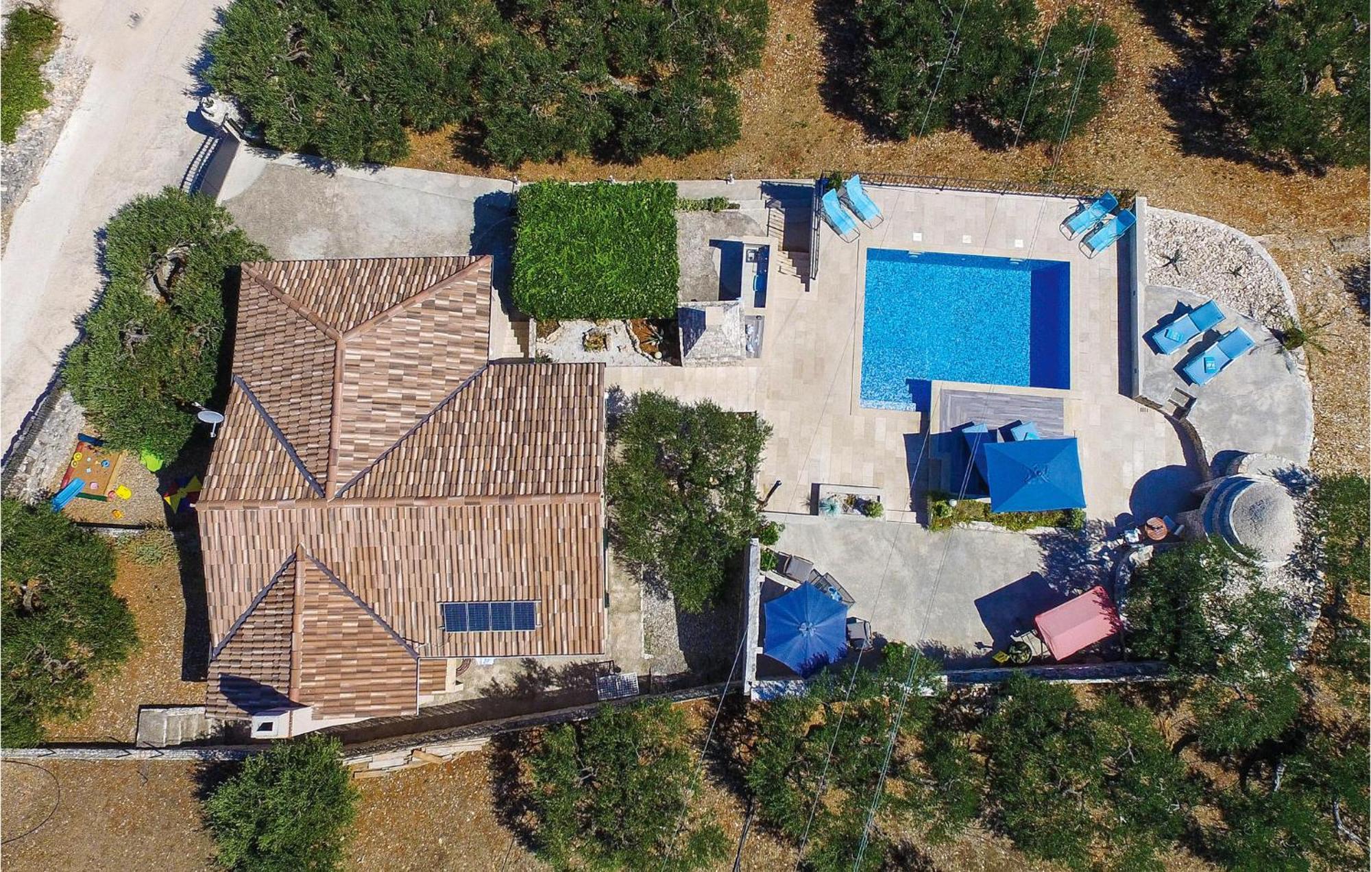 Pet Friendly Home In Postira With Wifi Екстер'єр фото