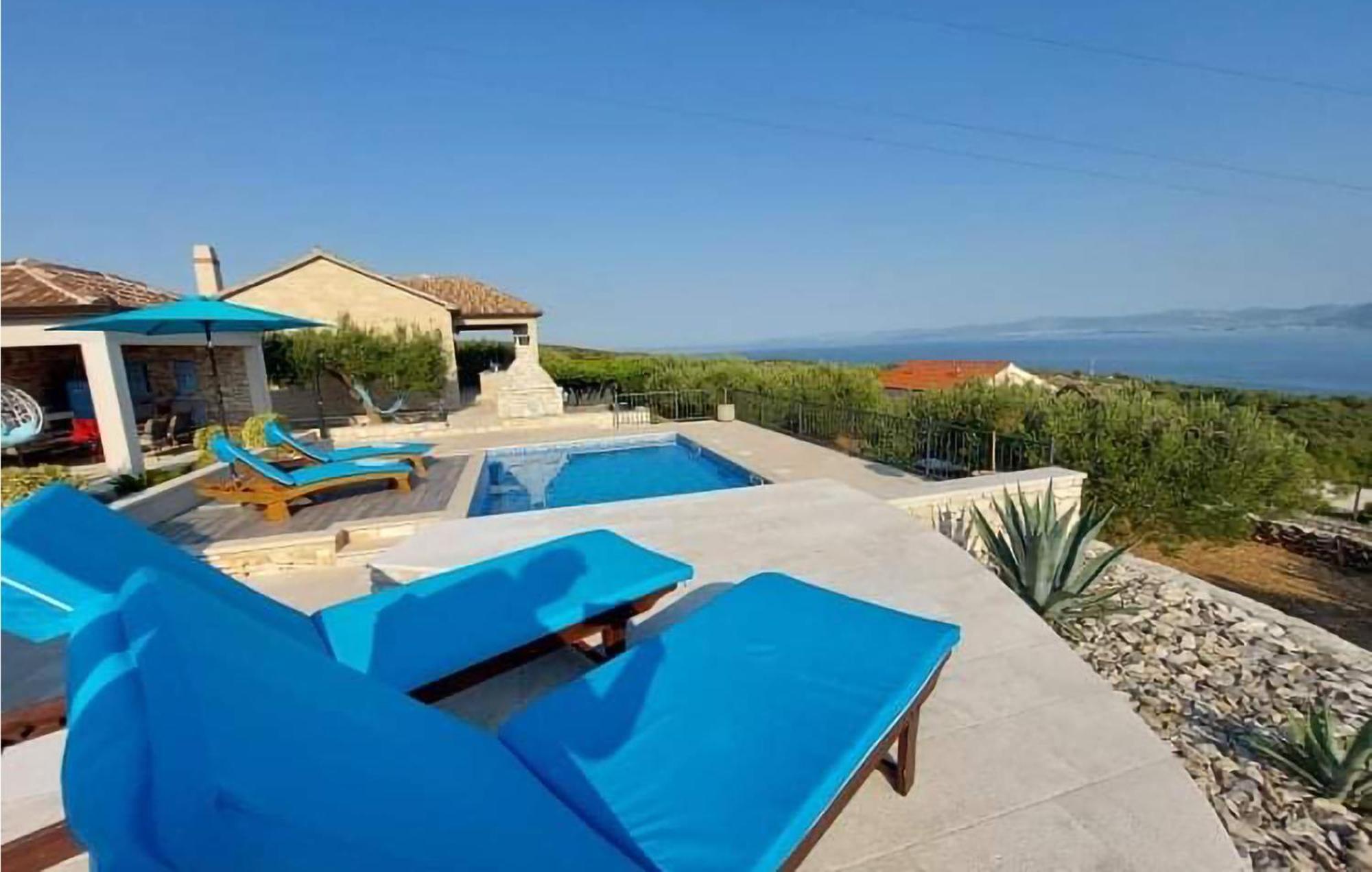 Pet Friendly Home In Postira With Wifi Екстер'єр фото